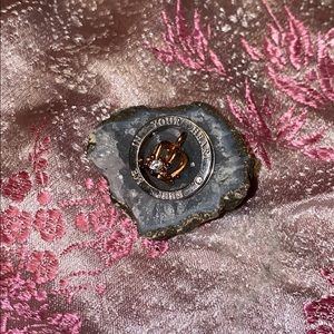 Always keep me in your heart